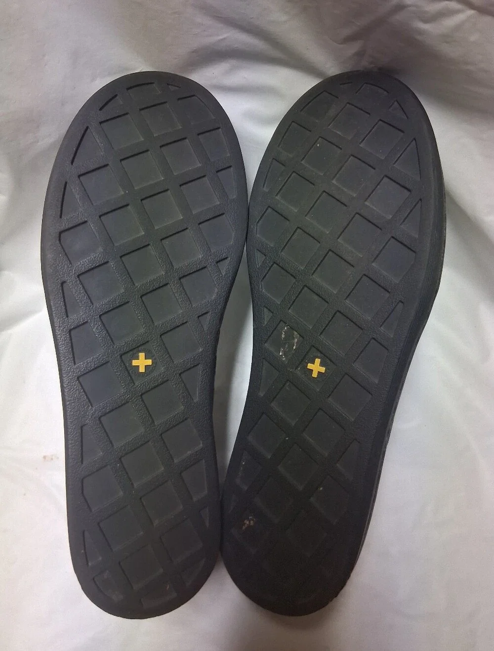Dr. Martens classic women